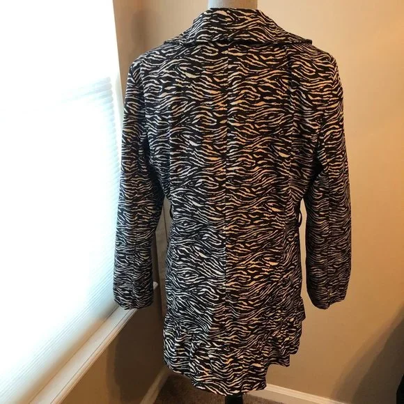 Sandro Animal Print Ruffle Front Jacket - Picture 5 of 7